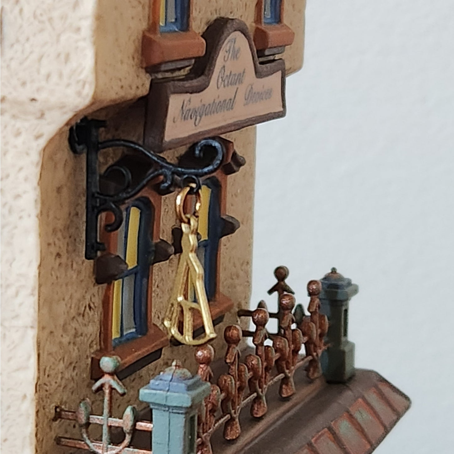 Leed’s Oyster House – Dickens’ Village – Department 56 (1999) - New in Box!