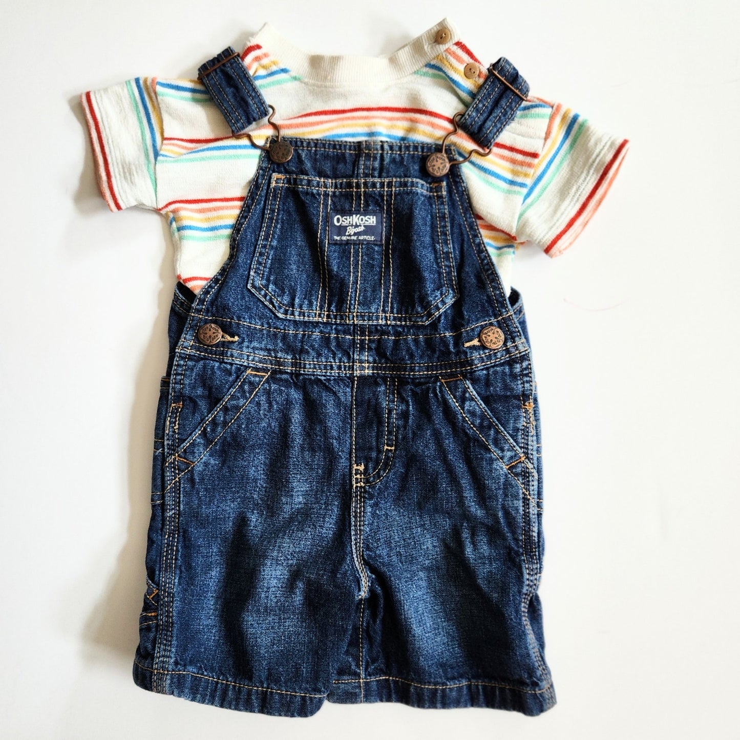 Toddler Outfit Old Navy Rainbow T-shirt & Oshkosh B'gosh Overalls Size 18-24 Mos