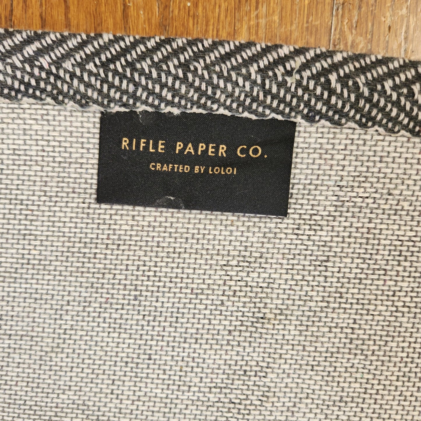 Red Snowflake Hooked Accent Rug | 30” Round | Holiday Collection | NWT