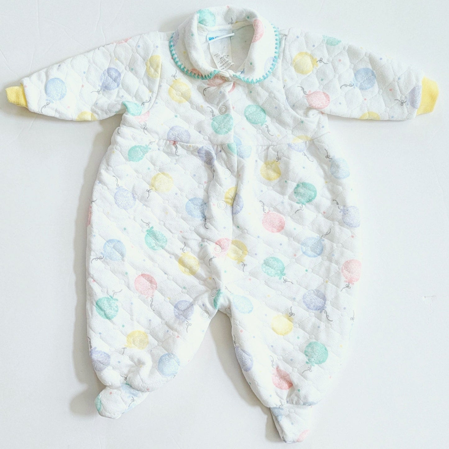 Vintage 1980s Carter’s Baby Sleeper 0-3M Footie One-Piece | Pastel Balloon Print Quilted