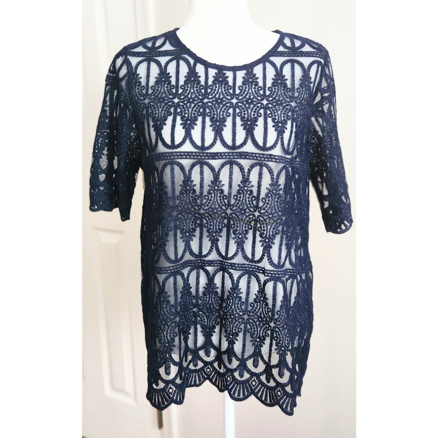 Anthropologie En Elle Marka Lace Scallop Hem Navy Blue Blouse | Women's 10 NWT