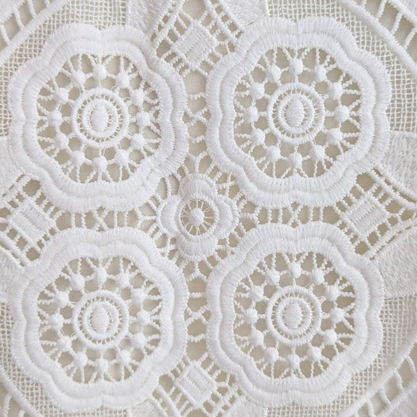 Laundry by Shelli Segal Ivory Eyelet Lace Sleeveless Sheath Dress Women’s Size 6