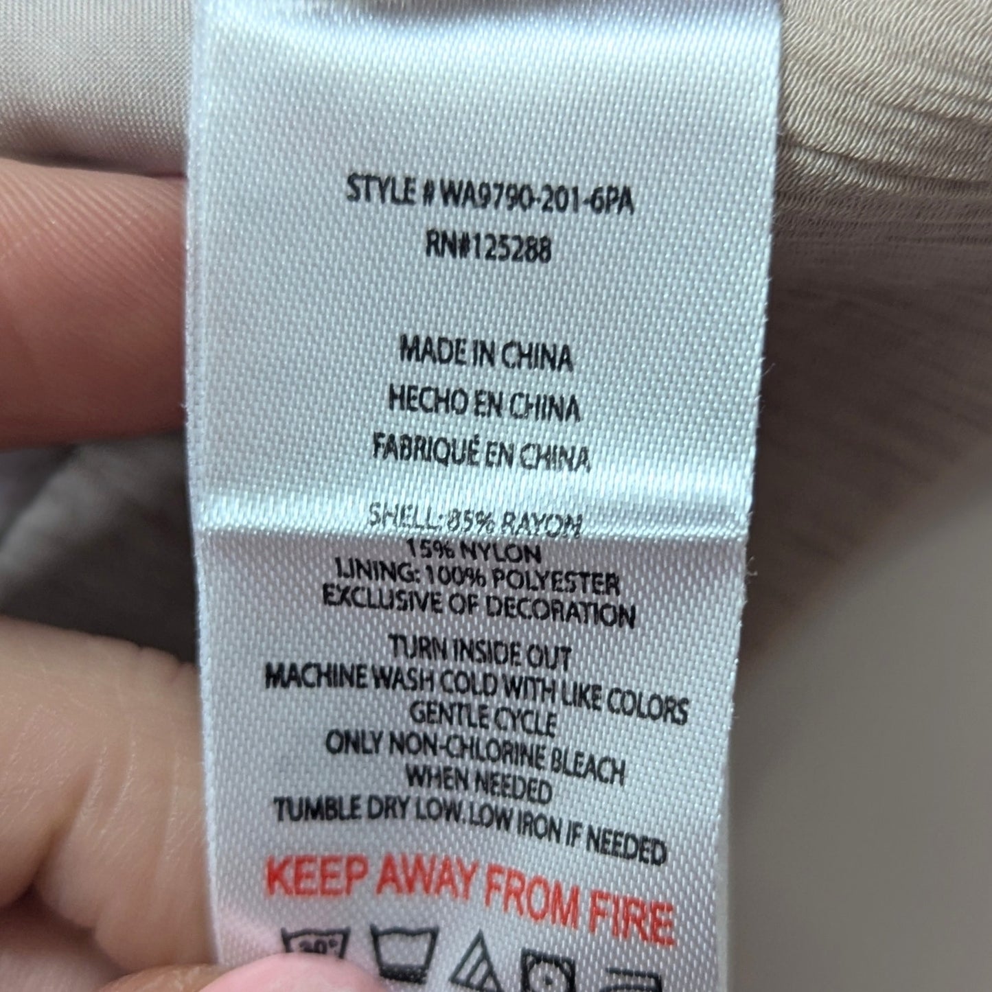 Jason Wu Women's Cropped Button Up Top XS Beige Taupe Crepe Mother of Pearl Buttons NWT