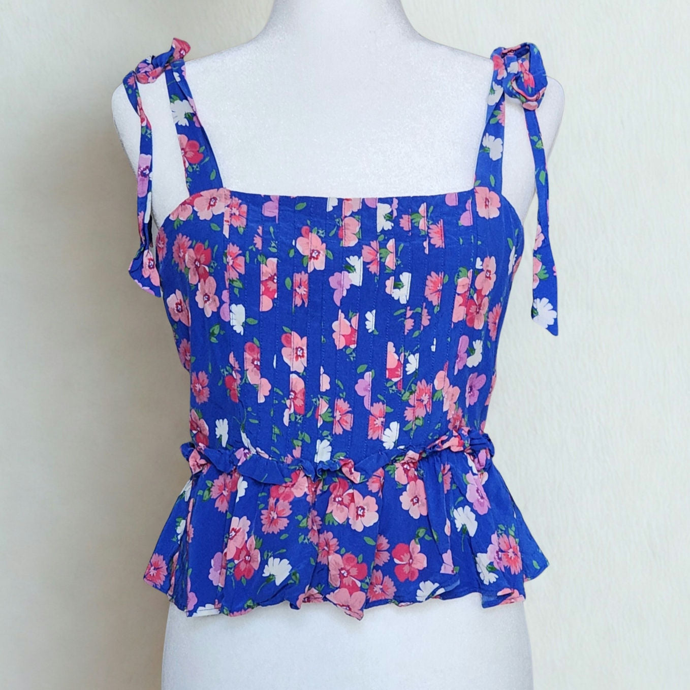 Yumi Kim Women's Blue Floral Tie Strap Peplum Aroma Top Size L