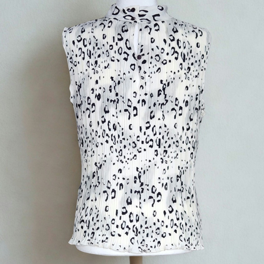 1980s Leopard Print Blouse | Sleeveless Pleated Ivory Black Top | Women's S