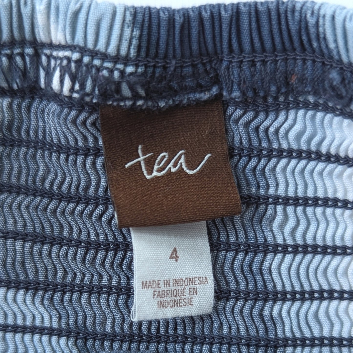 Tea Collection Chiyoku Smocked Dress | Blue Floral Long Sleeve Cotton Poplin | Girls Size 4