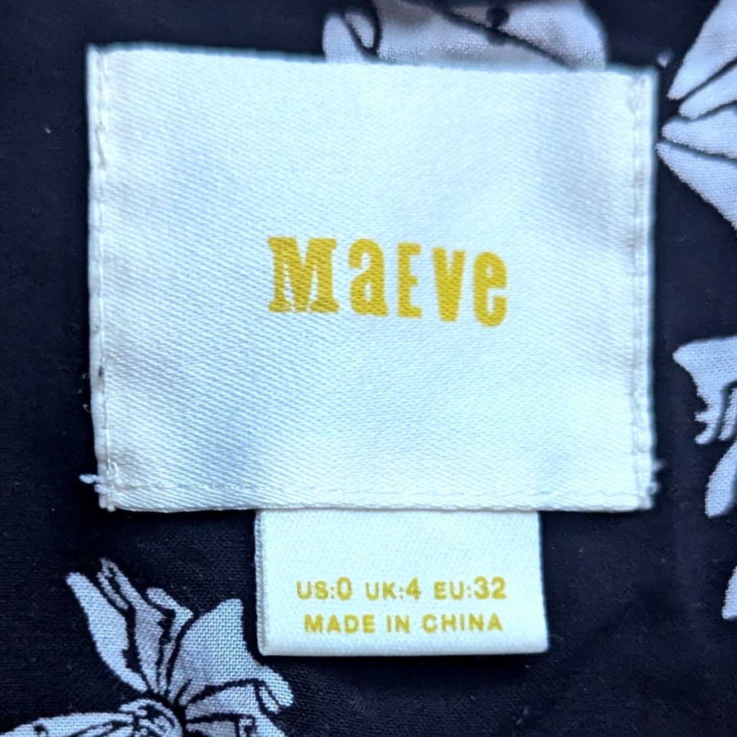 Maeve Anthropologie Emory Bow Print Blouse Black White Floral Button Down Top | Women's Size 0