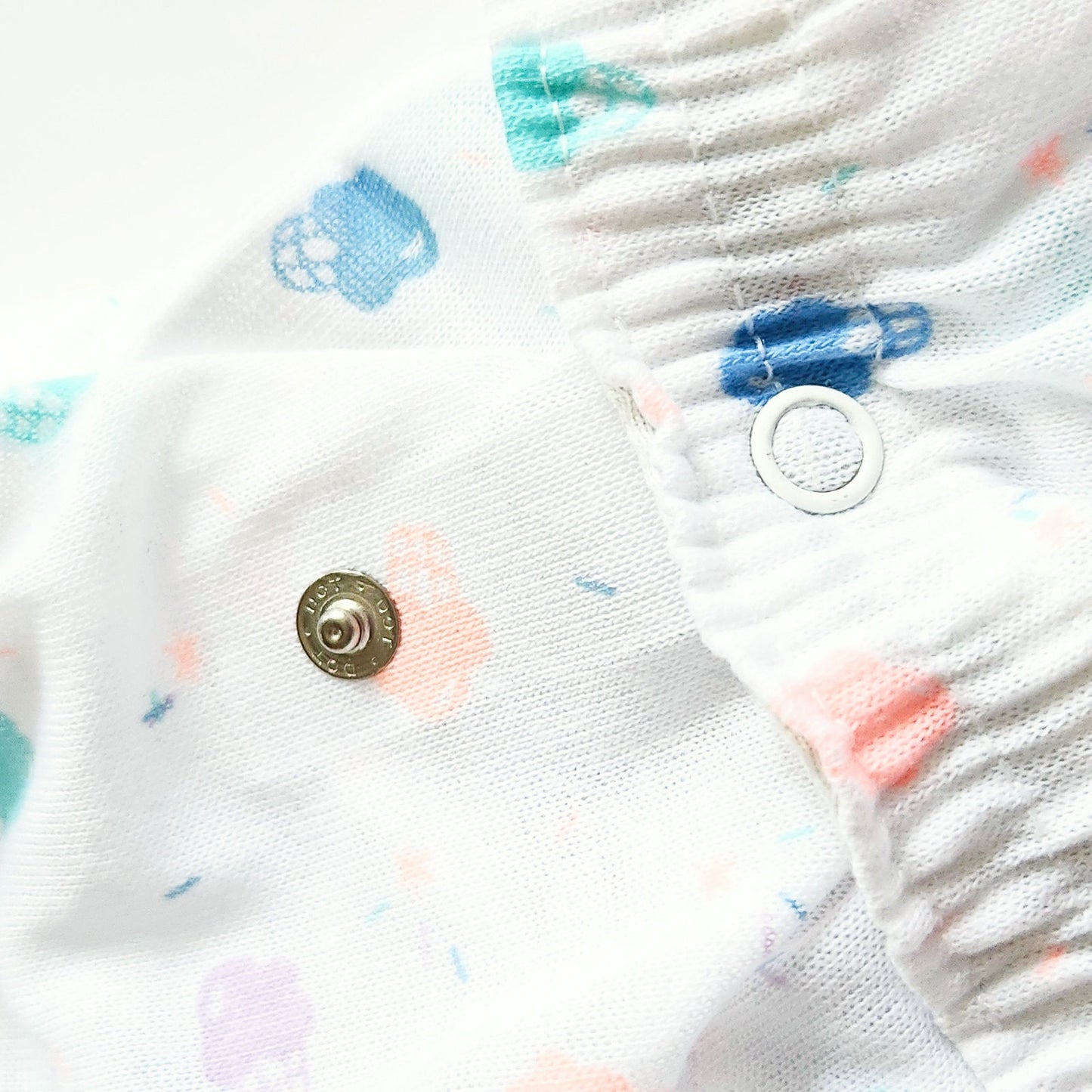 Vintage Carter's 1980s Toddler Pajamas – Long Sleeve Footies with Pastel Ice Cream Cones, Size 2T, Snap-Together 2-Piece Set, Made in USA