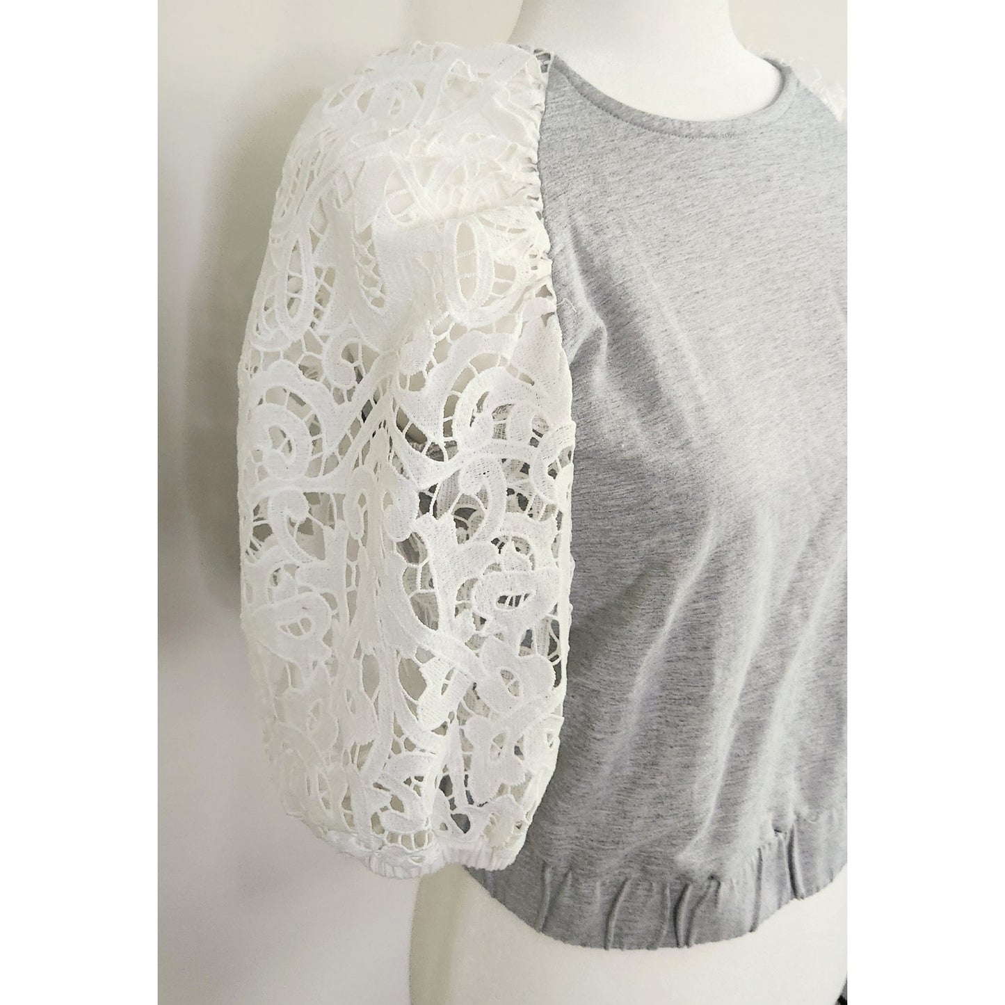 Anthropologie / Dolan Left Coast Collection Lace Sleeve Gray & White Sweatshirt Women's Size XS
