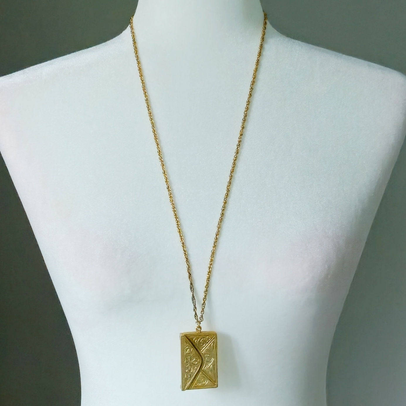 Vintage Gold Tone Envelope Locket Necklace