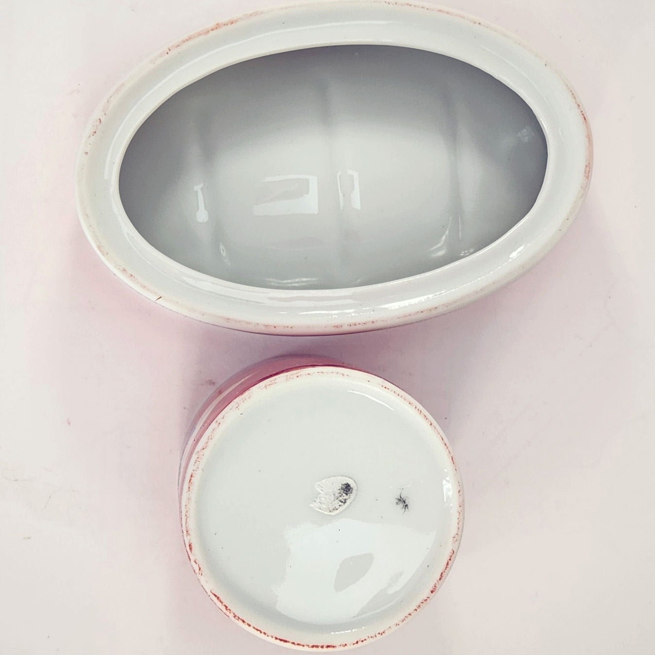 1980s Christmas Goose Bath Set – Soap Dish & Tumbler in Original Box – Red Holiday Goose with Wreath & Blue Bow