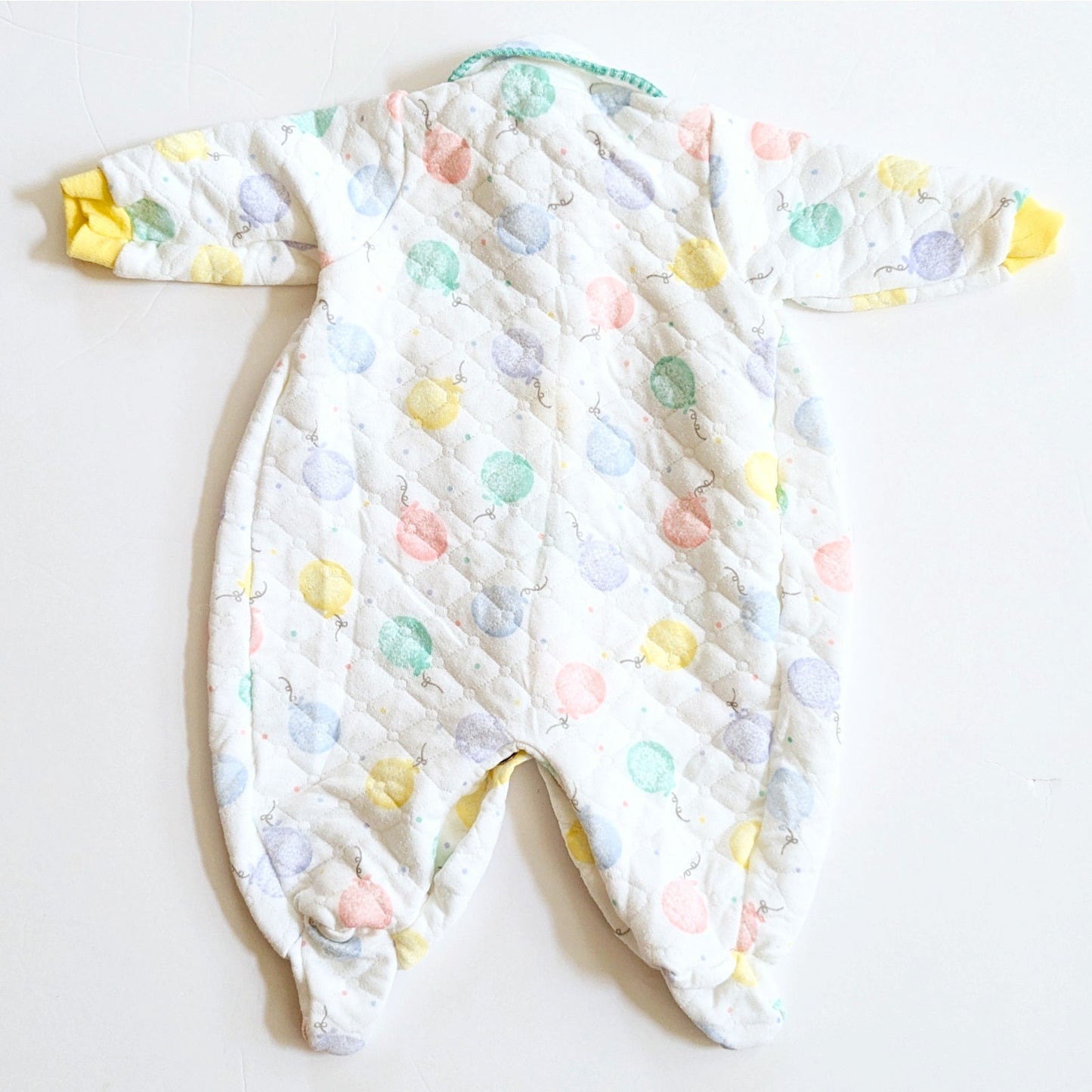 Vintage 1980s Carter’s Baby Sleeper 0-3M Footie One-Piece | Pastel Balloon Print Quilted