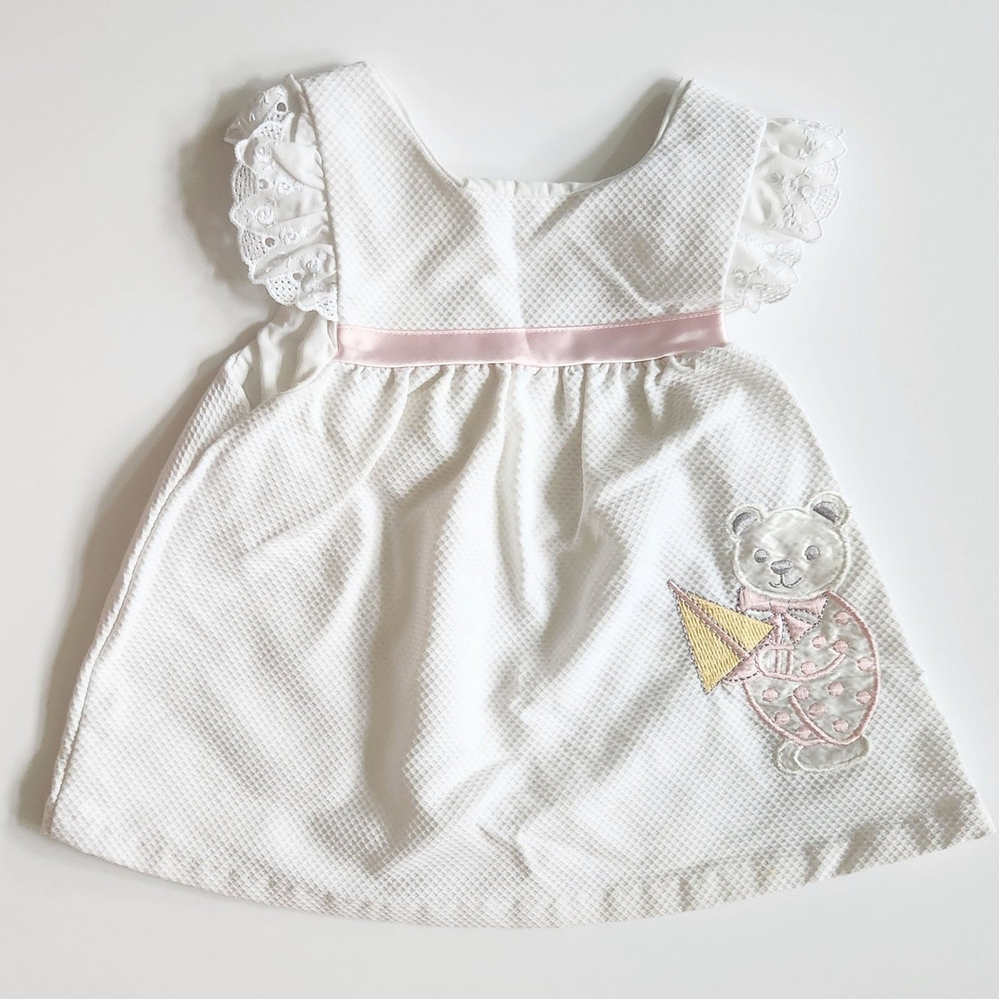 Little Bitty Vintage 1980s Baby Girl Dress 18M – White Waffle Weave with Pink Ribbon, Sailboat & Bear Applique, Eyelet Trim, Made in USA
