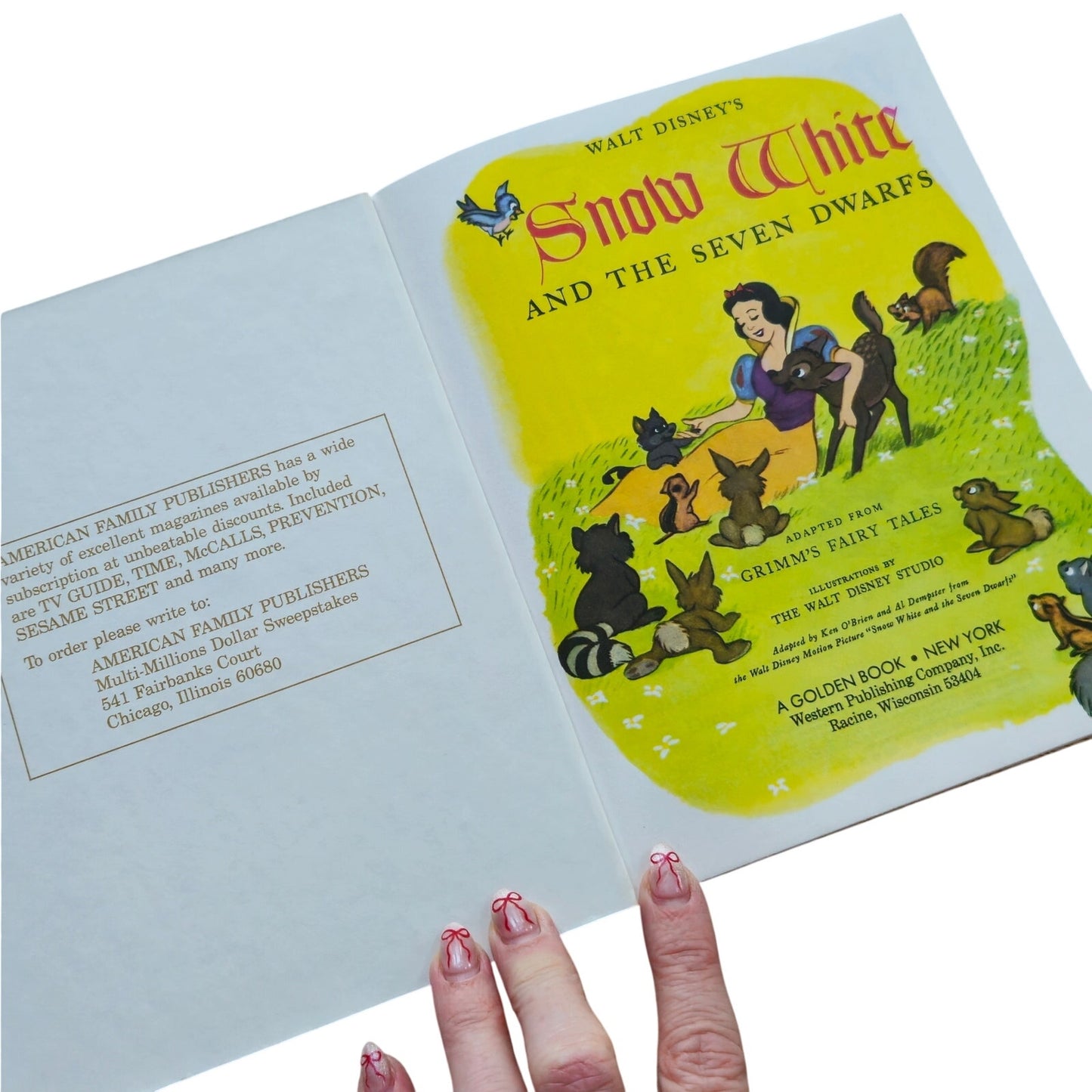 Vintage Dundee Disney Snow White Crib Quilt & Sheet Set (1980s, USA)