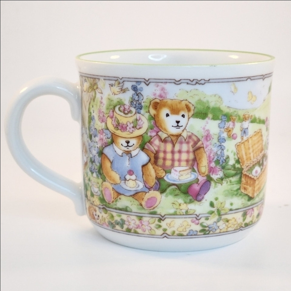 Royal Worcester Fine Porcelain Vintage 1993 Wooster Bear Child’s Cup – Teddy Bears Picnic Collectible Mug – Made in England | Kids Home