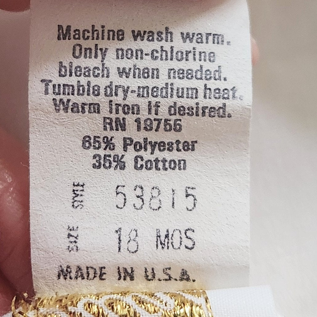 Little Bitty Vintage 1980s Baby Girl Dress 18M – White Waffle Weave with Pink Ribbon, Sailboat & Bear Applique, Eyelet Trim, Made in USA