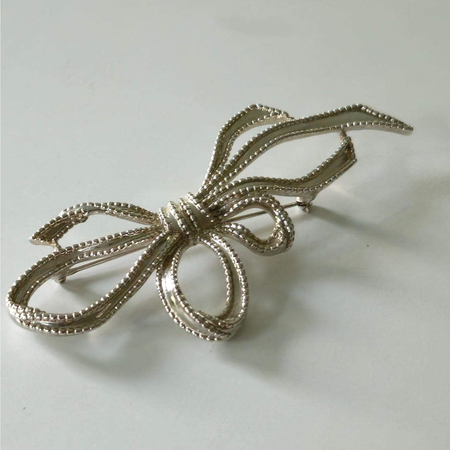Vintage Trifari Silver Tone Ribbon Bow Brooch
