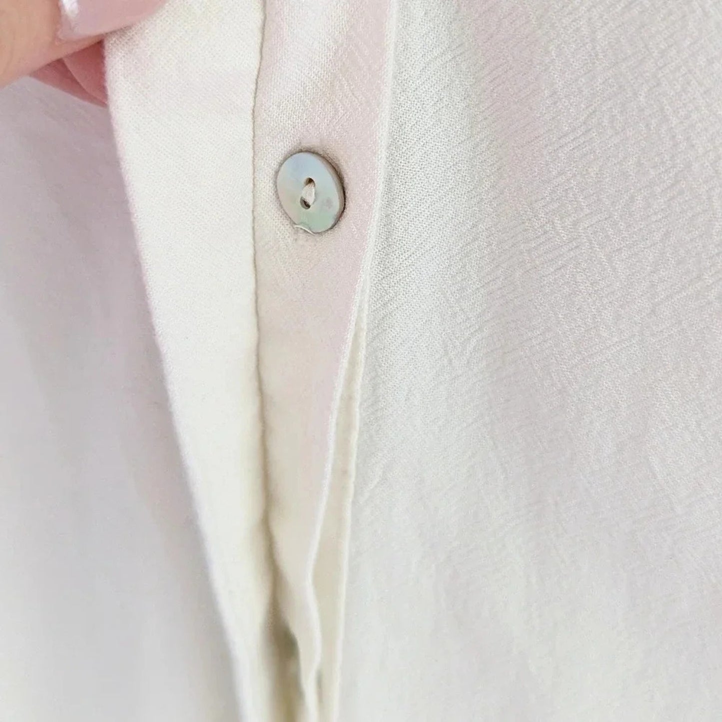 Chico’s White Button Down Tie-Front Blouse | Women Size 2 (Large) Rayon Short Sleeve