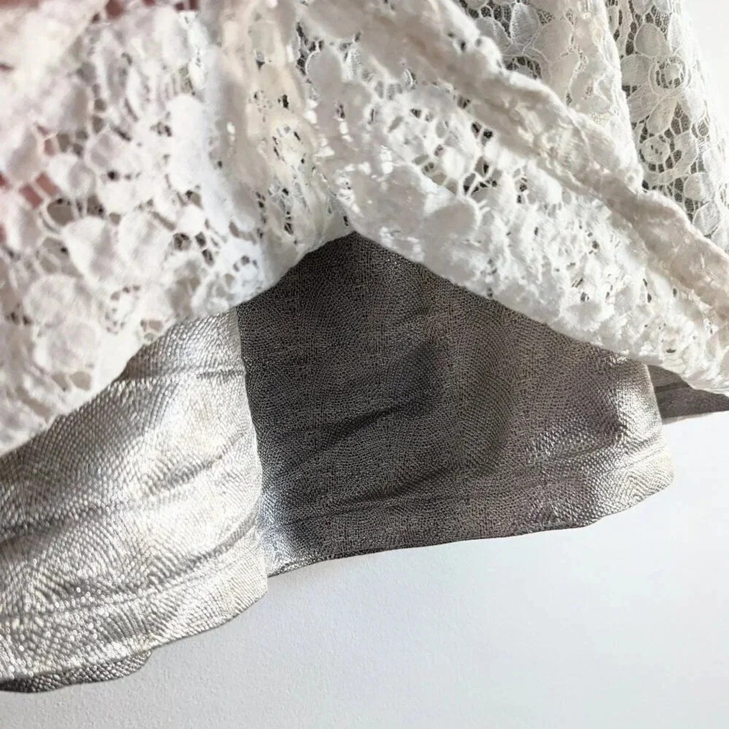 Brooks Brothers Red Fleece Girls Ivory Lace Metallic Adjustable Skirt | Size 12