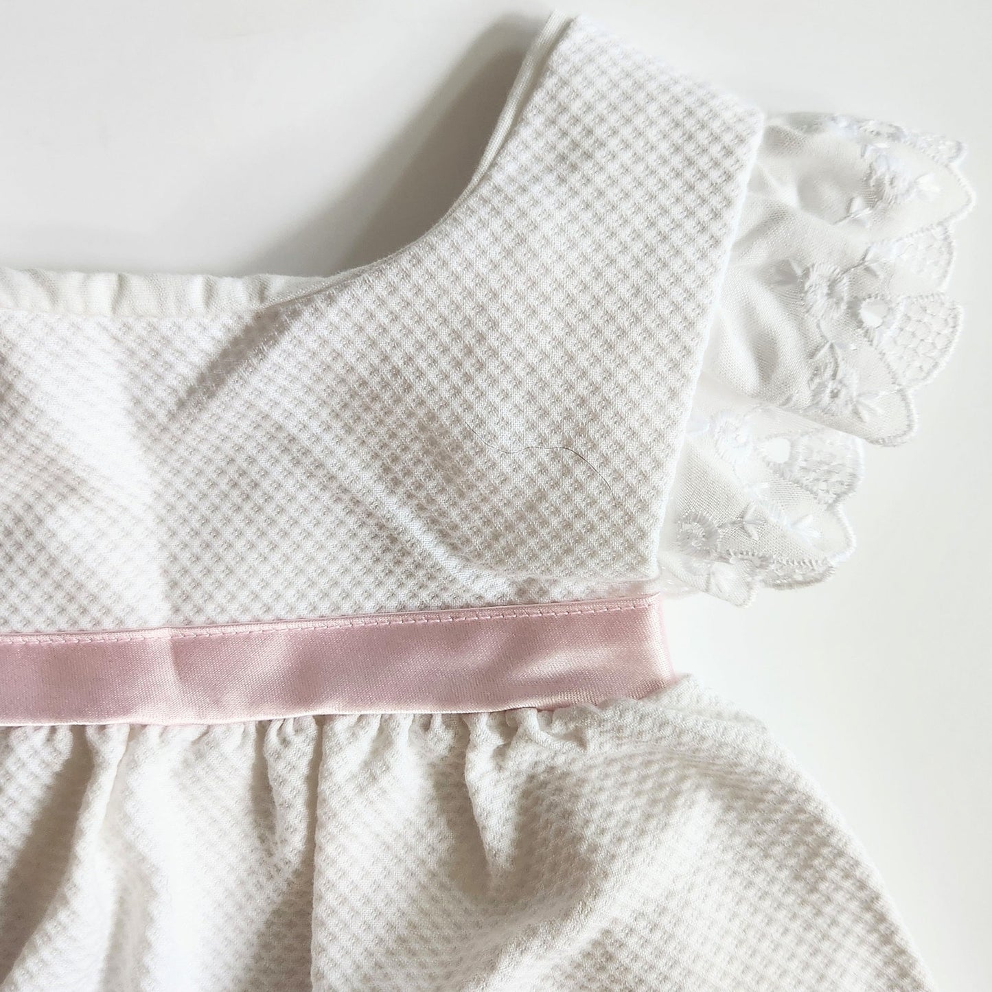 Little Bitty Vintage 1980s Baby Girl Dress 18M – White Waffle Weave with Pink Ribbon, Sailboat & Bear Applique, Eyelet Trim, Made in USA