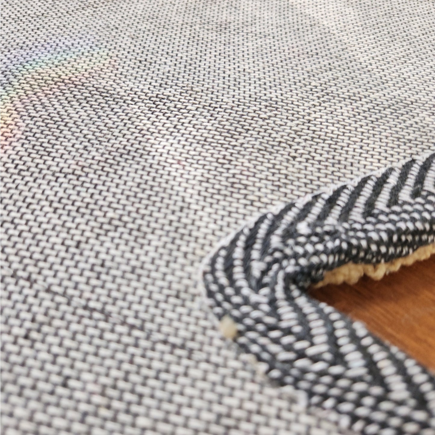 Red Snowflake Hooked Accent Rug | 30” Round | Holiday Collection | NWT