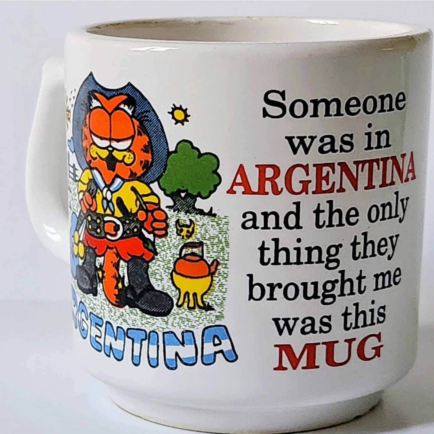 Vintage 80s Garfield Argentina Mug - 'Someone was in Argentina...' Souvenir Gift