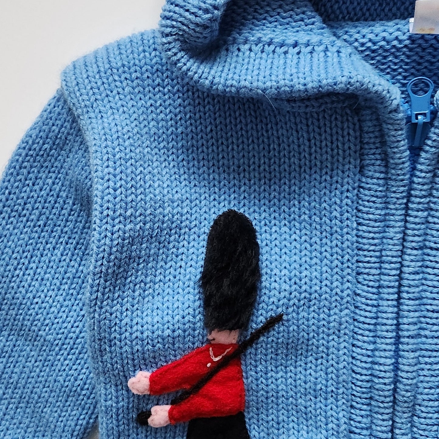 United Ideas London Hooded Guardsman Jumper Sweater Cardigan | Toddler Size 4