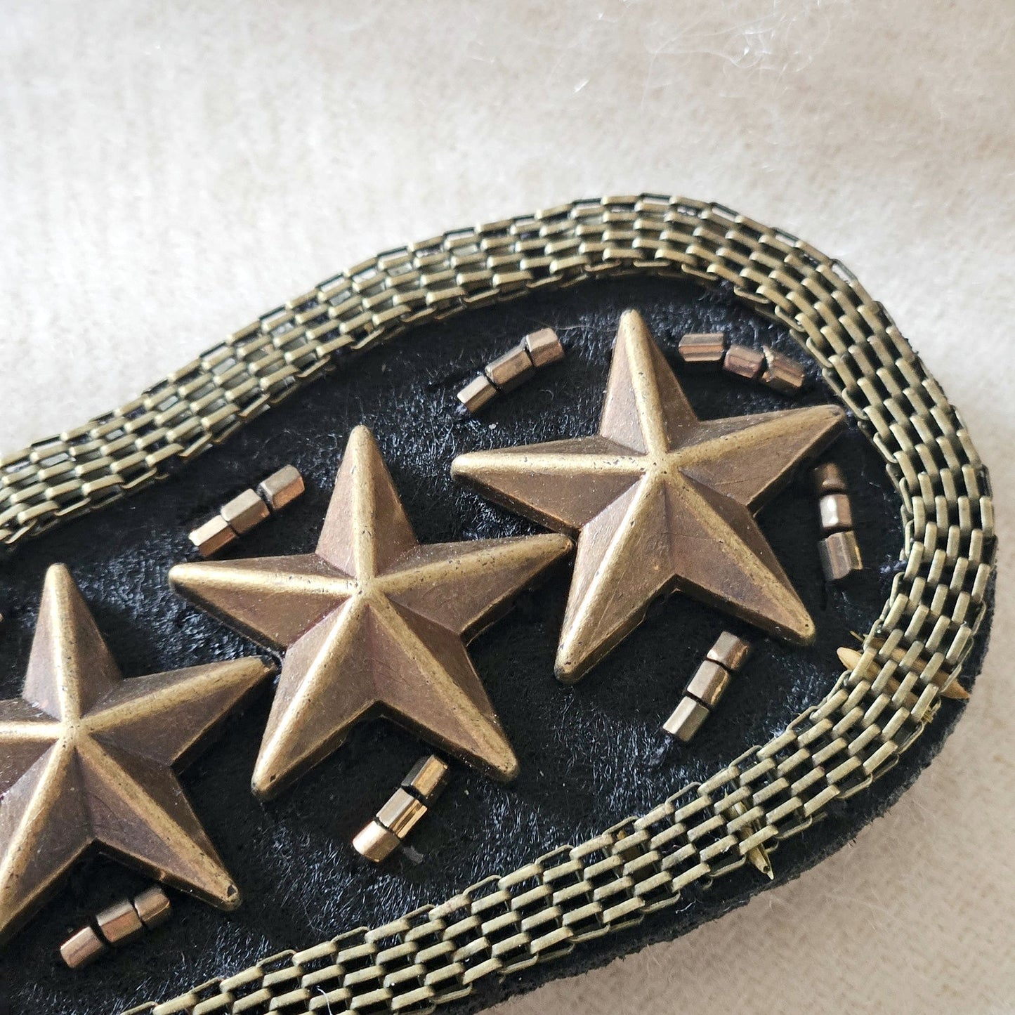 Vintage Boho Rock Epaulette Brooch Set – Gunmetal Chain Fringe Star Pins – Festival Western Statement Accessories