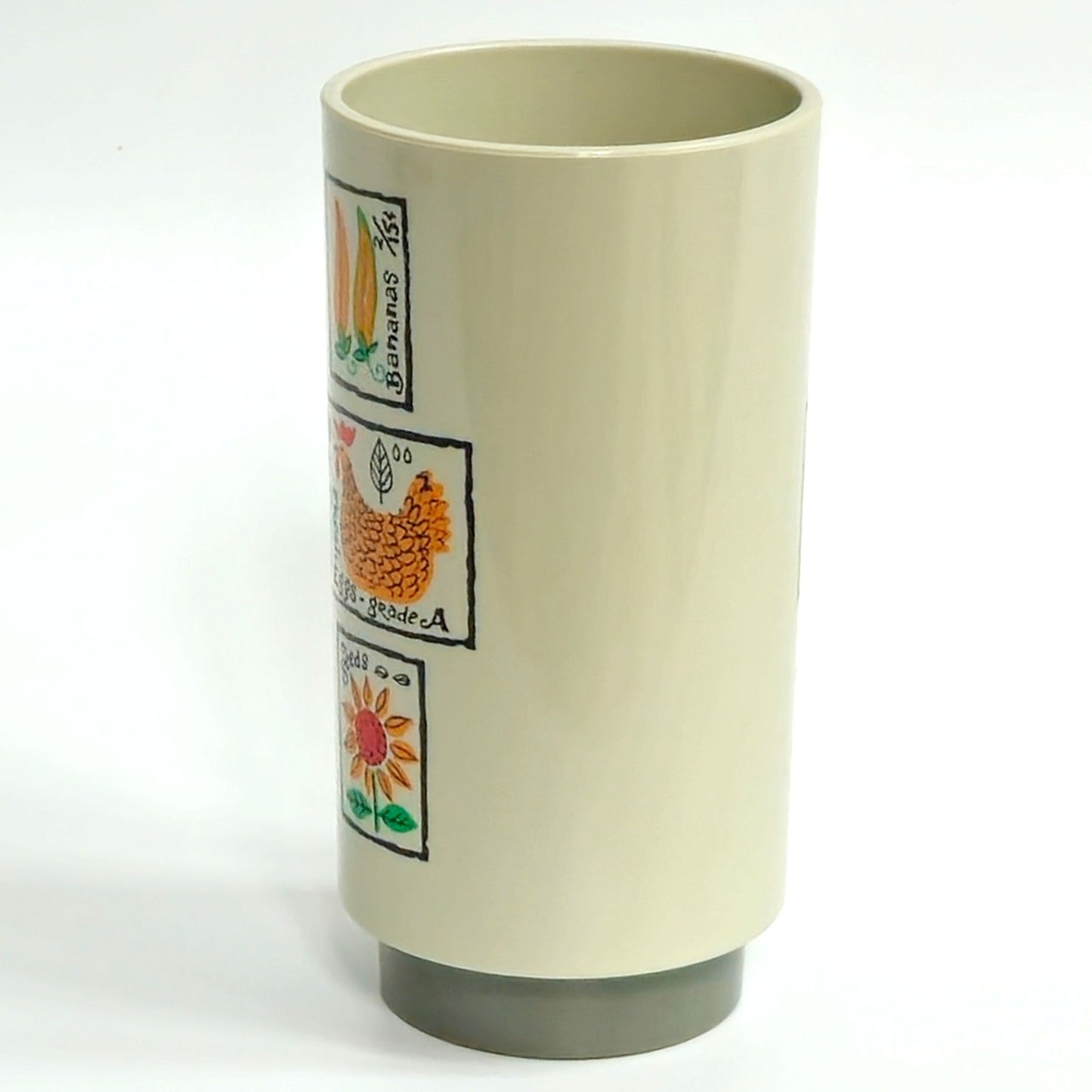 Vintage 1960s Loma Industries Farmers Market Plastic Pitcher and 5 Cup Set
