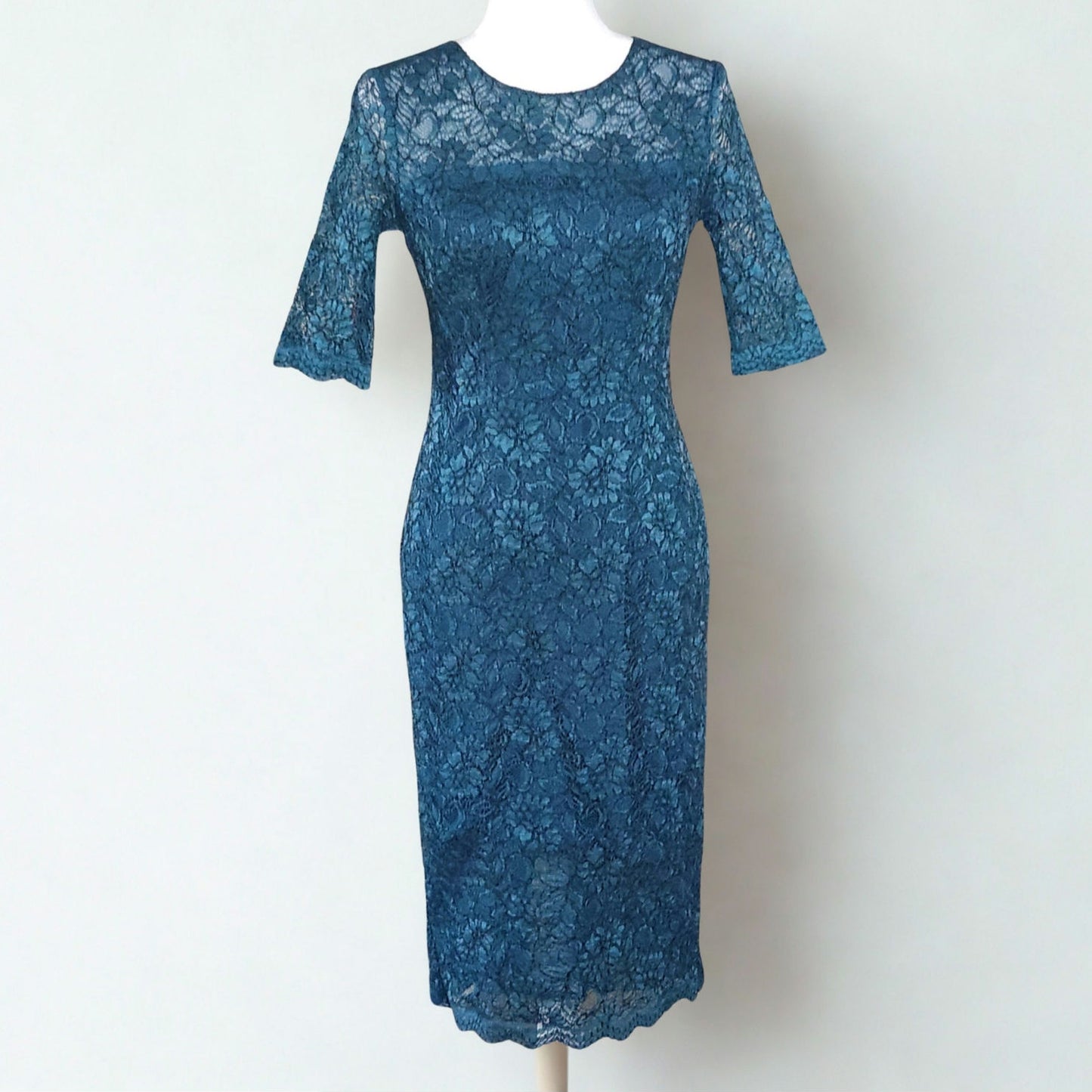 ML Monique Lhuillier Women's Lace Me in Teal Short Sleeved Cocktail Dress Size 8
