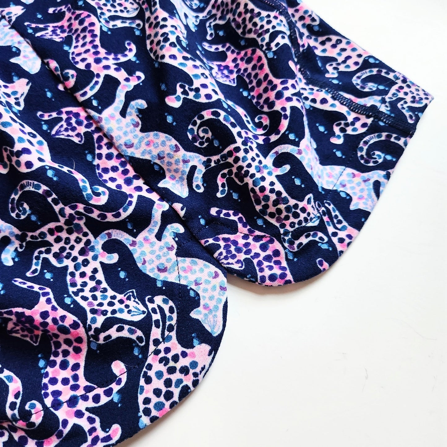 Lilly Pulitzer Women's UPF 50+ Sabbia Skort | Oyster Bay Navy | On The Catwalk Size L