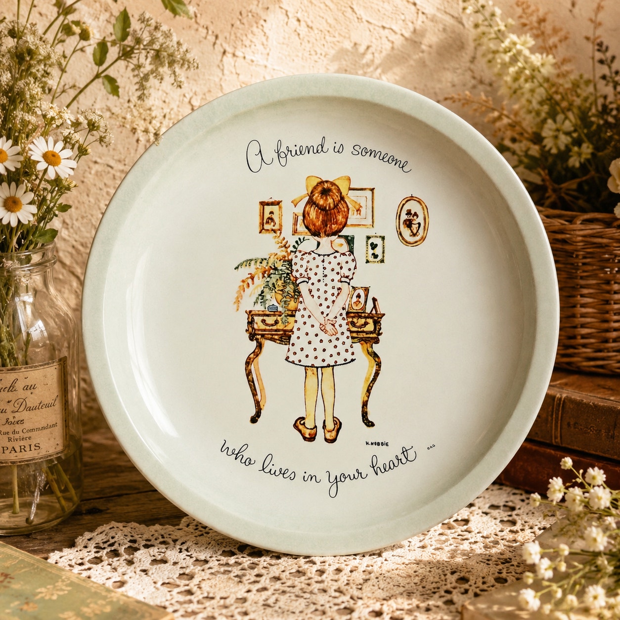 1972 Holly Hobbie Friendship Decorative Plate