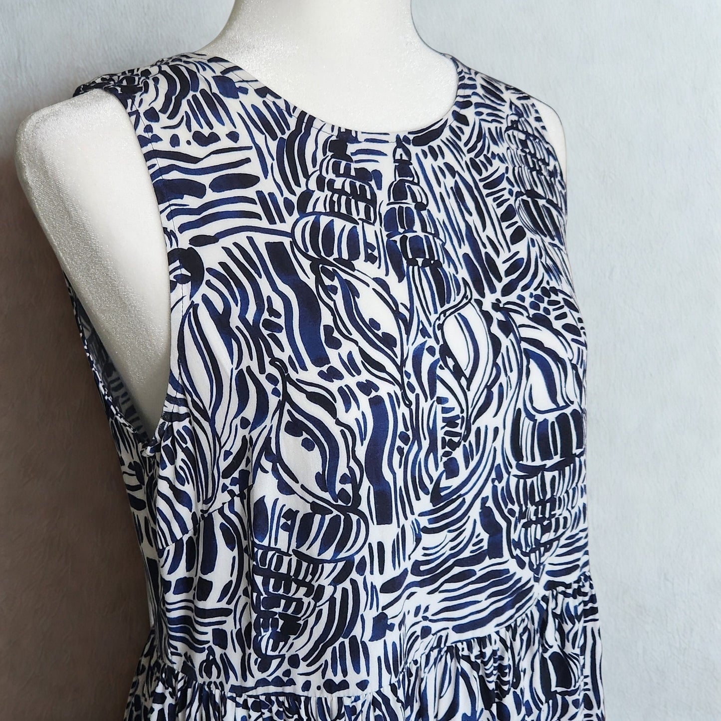 Tyler Böe Women's Blue & White Seashell Print Rachel Maxi Dress Size Small