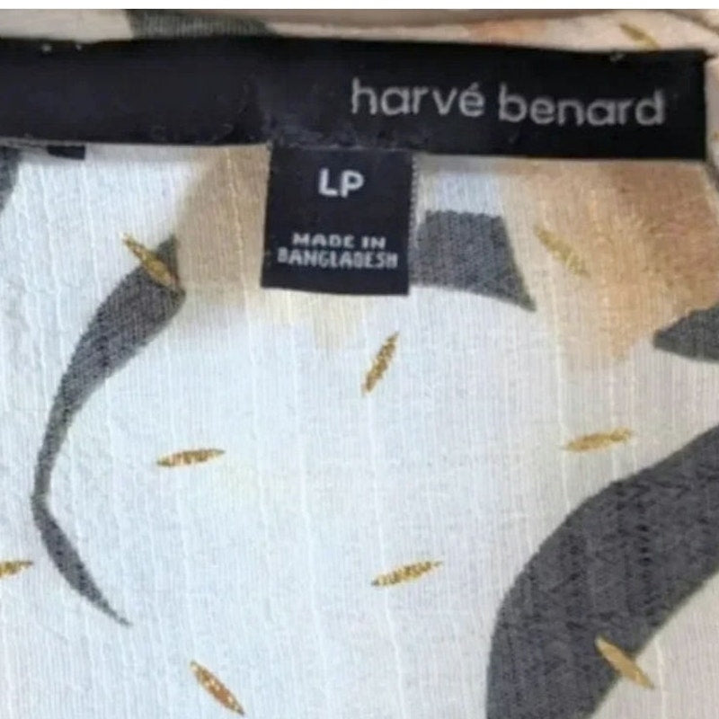 🌸 Elegant Harvé Benard Petite Blouse – White Floral with Gold Metallic Specks – Women's Size PL