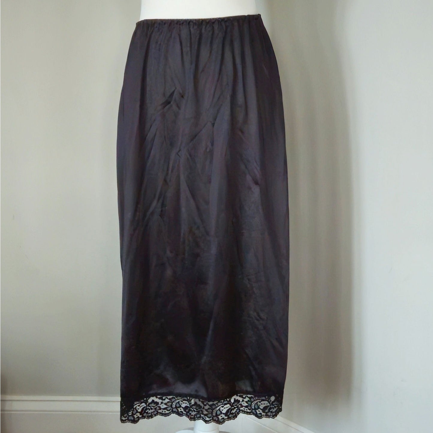 Vintage Black Nylon Half Slip by MMI | 1980s USA Made | Women's M
