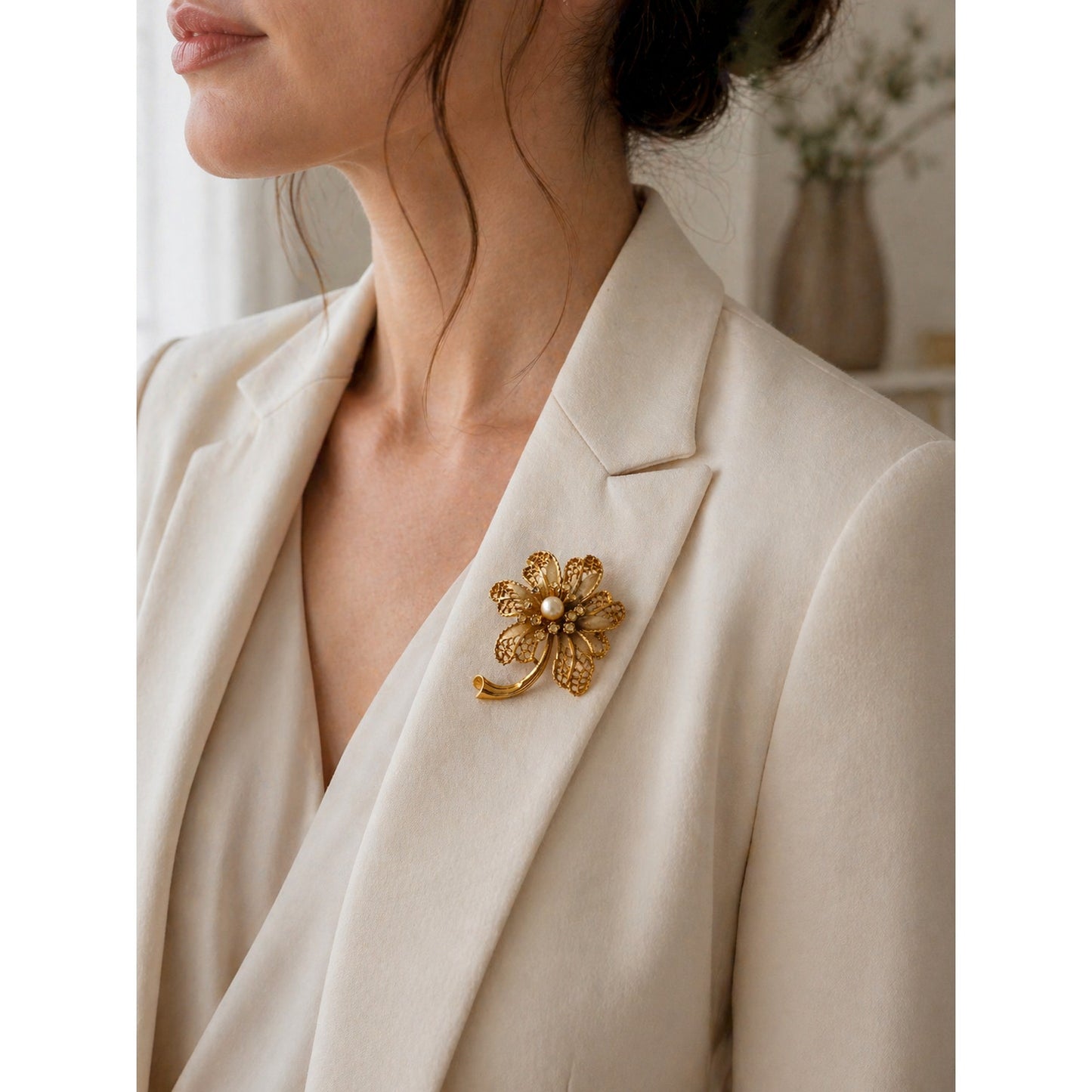 Vintage Mid Century BSK Gold Tone Filigree Pearl & Rhinestone Flower Brooch